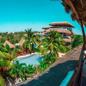 Ensueno & Club Isola Holbox